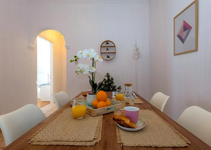 Euphoria Apartment