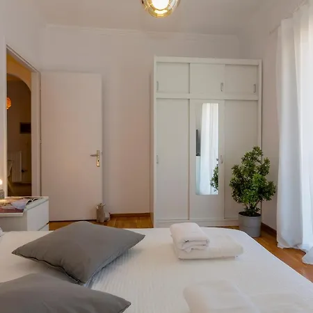 Апартаменты Euphoria *